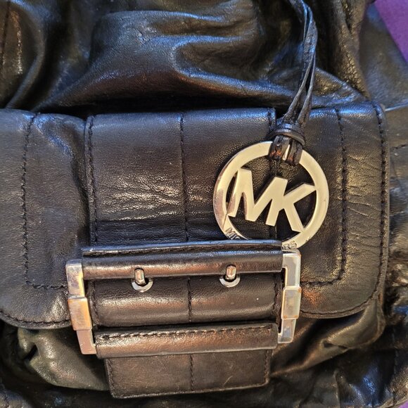 Gorgeous Michael Kors Leather Shoulder Tote Bag EUC - Picture 3 of 12